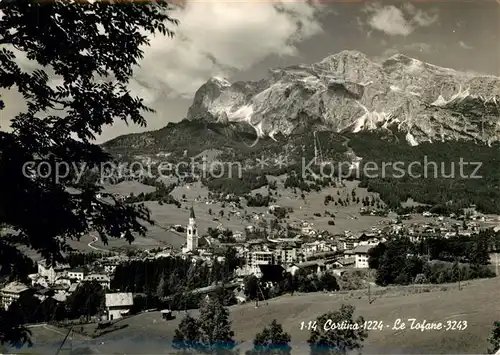 AK / Ansichtskarte Cortina_d_Ampezzo Gesamtansicht mit Alpenpanorama Cortina_d_Ampezzo