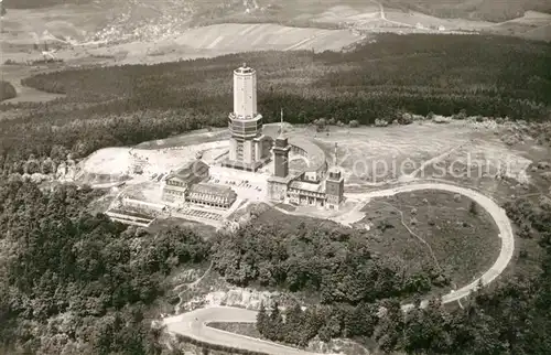 AK / Ansichtskarte Grosser_Feldberg_Taunus Fliegeraufnahme Fersen UKW Sender Aussichts Fernmeldeturm Grosser_Feldberg_Taunus