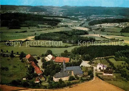 AK / Ansichtskarte Oelinghausen Fliegeraufnahme Kloster Wallfahrtskirche Mariannhiller Missionare Oelinghausen