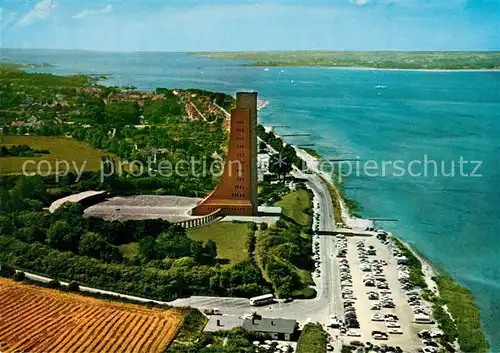 AK / Ansichtskarte Laboe Fliegeraufnahme Marine Ehrenmal Laboe