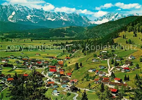 AK / Ansichtskarte Wallgau Fliegeraufnahme mit Wettersteinwand und Zugspitze Wallgau