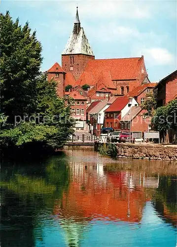 AK / Ansichtskarte Moelln_Lauenburg Muehlenteich mit St Nicolaikirche Moelln_Lauenburg