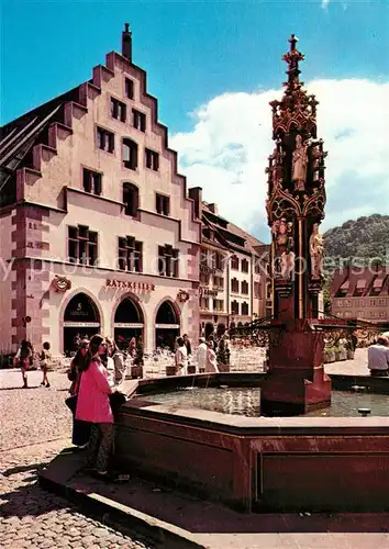 AK / Ansichtskarte Freiburg_Breisgau Muensterplatz Kornhaus Ratskeller mit Fischbrunnen Freiburg Breisgau