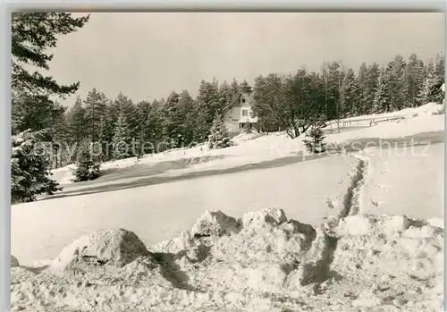 AK / Ansichtskarte Freudenstadt Haus am Wald Winterlandschaft Schwarzwald Freudenstadt
