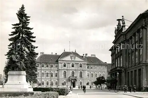AK / Ansichtskarte Szombathely Rathaus mit Bischofspalast Szombathely