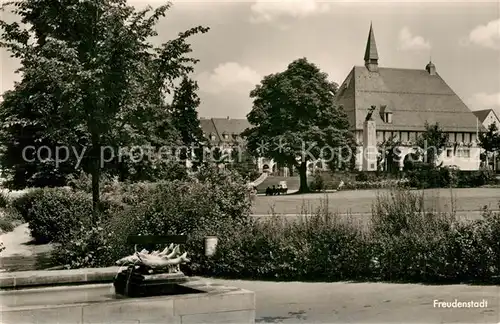 AK / Ansichtskarte Freudenstadt Marktplatz Anlagen Barbenbrunnen Kurort im Schwarzwald Freudenstadt