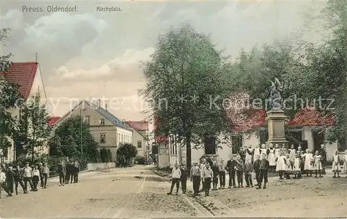 AK / Ansichtskarte Preussisch_Oldendorf Kirchplatz Preussisch Oldendorf