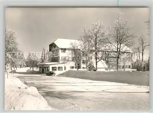 AK / Ansichtskarte Zuflucht Hoehenhotel Winterlandschaft Schwarzwald Zuflucht