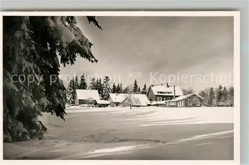 AK / Ansichtskarte Zwieselberg_Freudenstadt Gasthof zum Auerhahn mit Nebenh?usern Winterimpressionen im Schwarzwald Zwieselberg_Freudenstadt