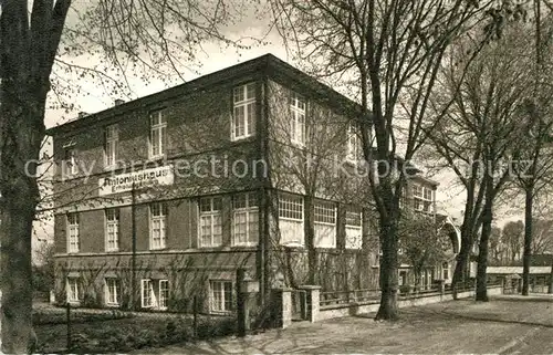 AK / Ansichtskarte Niendorf_Ostseebad Erholungsheim Antoniushaus Kupfertiefdruck Niendorf_Ostseebad