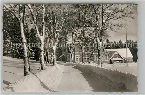 AK / Ansichtskarte Oberzwieselberg Hotel Pension Hirsch Winterlandschaft Schwarzwald 