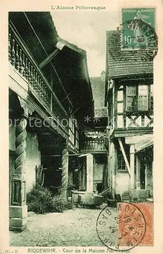 AK / Ansichtskarte Riquewihr_Haut_Rhin Cour de la Maison Ad Preiss Riquewihr_Haut_Rhin