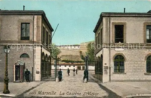 AK / Ansichtskarte Marseille_Bouches du Rhone Caserne Saint Victor Marseille