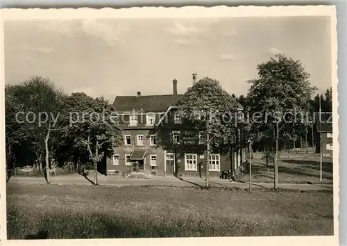 AK / Ansichtskarte Oberzwieselberg Hotel Hirschen Post mit Haus Hermann im Schwarzwald 