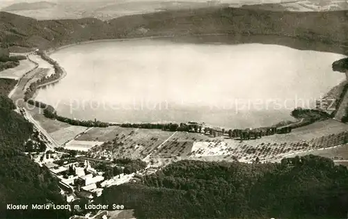 AK / Ansichtskarte Maria_Laach_Jauerling Fliegeraufnahme mit Laacher See und Kloster Maria_Laach_Jauerling