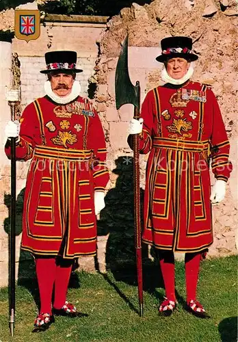 AK / Ansichtskarte Leibgarde_Wache London Beefeaters Tower of London Leibgarde Wache