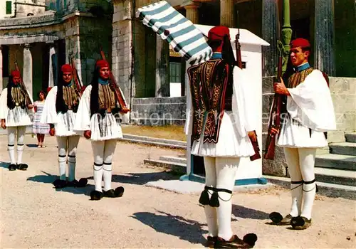 AK / Ansichtskarte Leibgarde_Wache Schutzwache Korfu  Leibgarde Wache