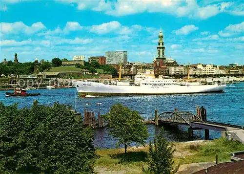 AK / Ansichtskarte Schiffe_Ships_Navires Brunsland Hamburg Hafen St. Michaeliskirche  Schiffe_Ships_Navires
