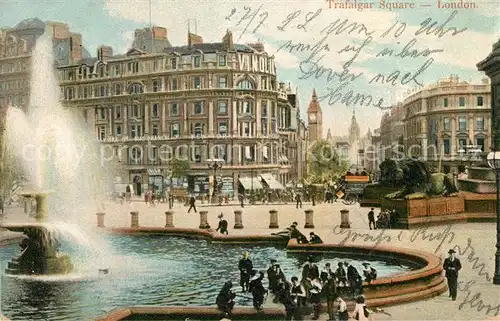 AK / Ansichtskarte London Trafalgar Square Fountain Monument London