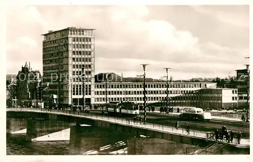 AK / Ansichtskarte Frankfurt_Main Friedensbruecke und AEG Hochhaus Frankfurt Main