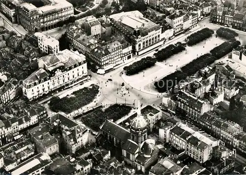 AK / Ansichtskarte Clermont_Ferrand_Puy_de_Dome Vue aerienne de la Place de Jaude Clermont_Ferrand