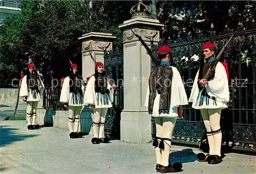 AK / Ansichtskarte Leibgarde_Wache Athen Evzonen  Leibgarde Wache