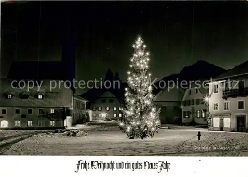 AK / Ansichtskarte Anger_Chiemgau Dorfmotiv mit Weihnachtsbaum Anger Chiemgau