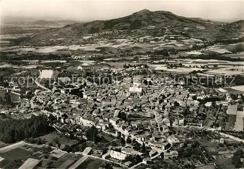 AK / Ansichtskarte Vic le Comte Vue generale aerienne Vic le Comte