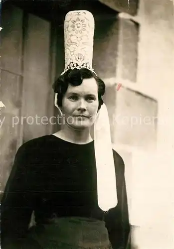 AK / Ansichtskarte Trachten_Frankreich Coiffe de jeune Bigouden Trachten Frankreich