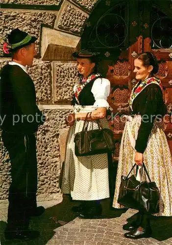 AK / Ansichtskarte Trachten_Italien Suedtirol Sarntal Bozen Trachten Italien