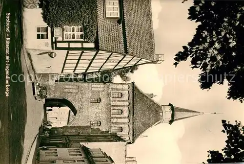 AK / Ansichtskarte Stralsund_Mecklenburg_Vorpommern Kuetertor Jugendherberge Stralsund_Mecklenburg