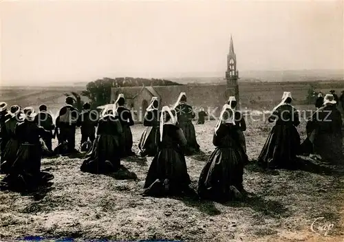AK / Ansichtskarte Religion Priere sur la Montagne Pardon de Sainte Anne la Palud Religion