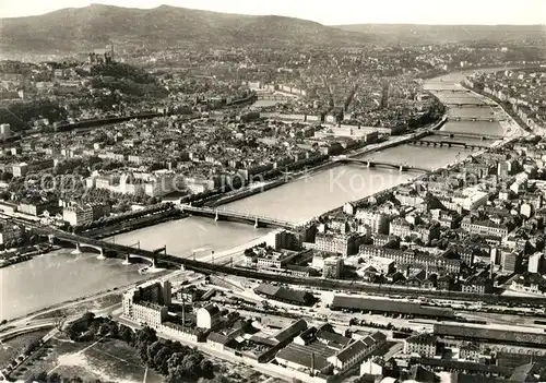 AK / Ansichtskarte Lyon_France Fliegeraufnahme Fourviere et le Monts d`Or Brueckenpartie Lyon France