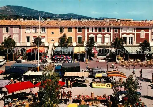 AK / Ansichtskarte Port_Grimaud La Place du Marche Port Grimaud