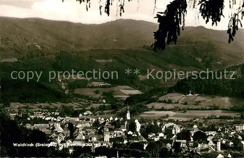 AK / Ansichtskarte Waldkirch_Breisgau Panorama mit Blick zum Kandel Schwarzwald Waldkirch Breisgau