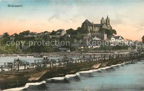 AK / Ansichtskarte Breisach_Rhein Uferpartie am Rhein Schiffsbruecke Blick zum Muenster Breisach Rhein