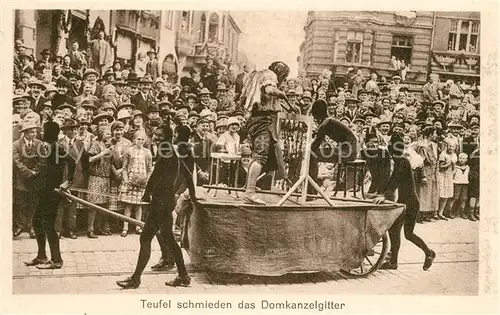 AK / Ansichtskarte Luebeck Historischer Festzug Teufel schmieden das Domkanzelgitter Luebeck