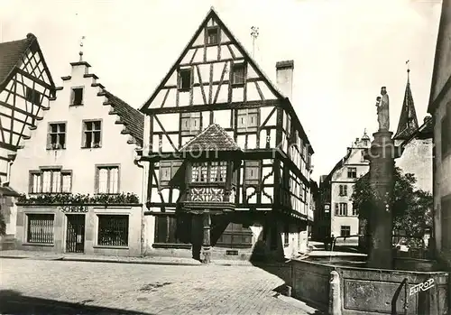 AK / Ansichtskarte Turckheim_Haut_Rhin Fachwerk mit Brunnen Turckheim_Haut_Rhin