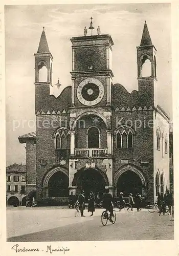 AK / Ansichtskarte Pordenone Municipio Pordenone