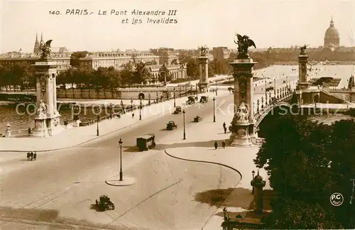 AK / Ansichtskarte Paris Le Pont Alexandre III et Les Invalides Paris
