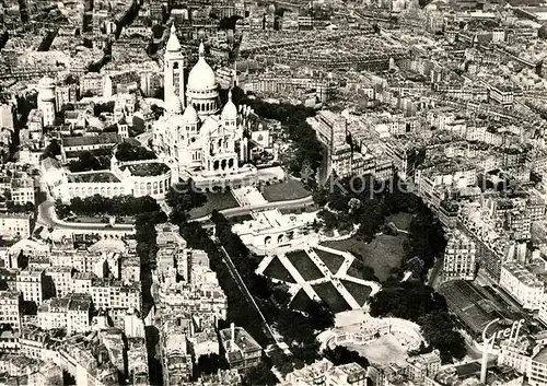 AK / Ansichtskarte Paris Vue aerienne Le Square Willette et la Basilique du Sacre Coeur de Montmartre Paris