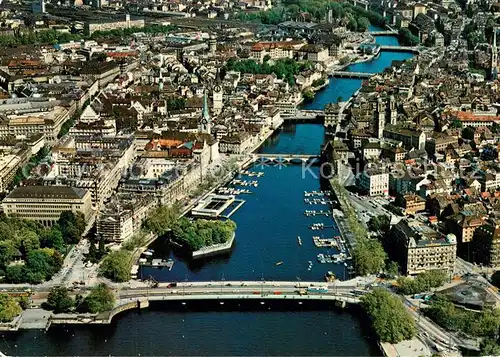 AK / Ansichtskarte Zuerich_ZH Fliegeraufnahme mit Limmat und Altstadt Zuerich_ZH