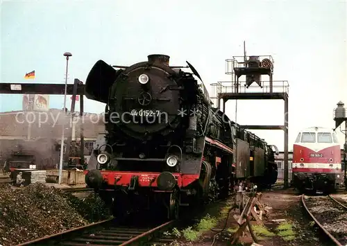 AK / Ansichtskarte Lokomotive Dampflokomotive 44 0152 7 Bw Rostock  Lokomotive