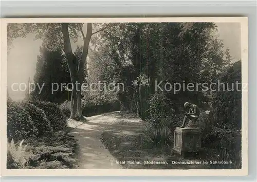 AK / Ansichtskarte Insel_Mainau Dornauszieher Statue Schlosspark Insel Mainau