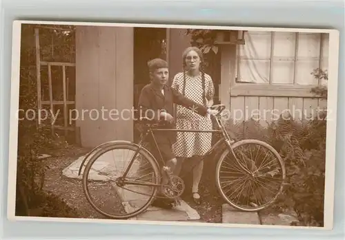 AK / Ansichtskarte Fahrrad Kinder Privatfoto Ak Fahrrad