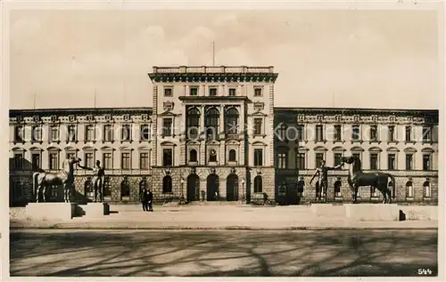 AK / Ansichtskarte Muenchen Techn Hochschule mit Rossebaendiger Muenchen