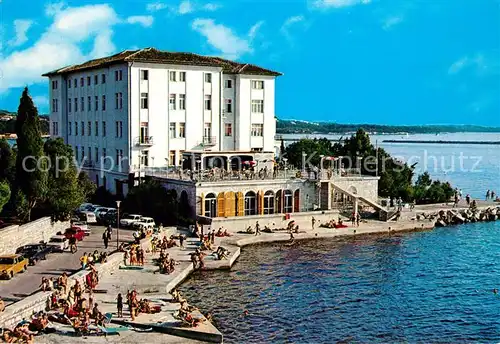 AK / Ansichtskarte Porec Hotel Riviera Hafen Porec