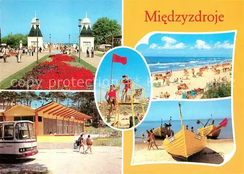 AK / Ansichtskarte Miedzyzdroje Strand Seepromenade Boote Miedzyzdroje