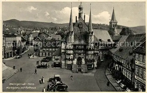 AK / Ansichtskarte Wernigerode_Harz Marktplatz mit Rathaus Fachwerkhaeuser Wernigerode Harz