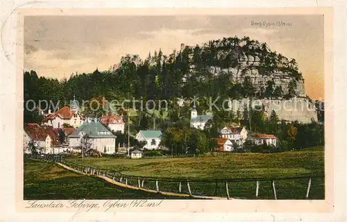 AK / Ansichtskarte Oybin Ortsansicht mit Kirche Berg Oybin Zittauer Gebirge Oybin